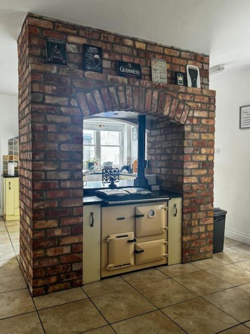 Вилла The Victorian Townhouse Портраш Экстерьер фото